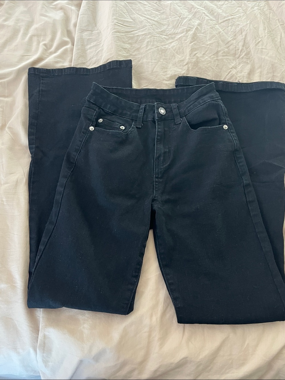 Amazon Black Straight-Leg Women’s Jeans